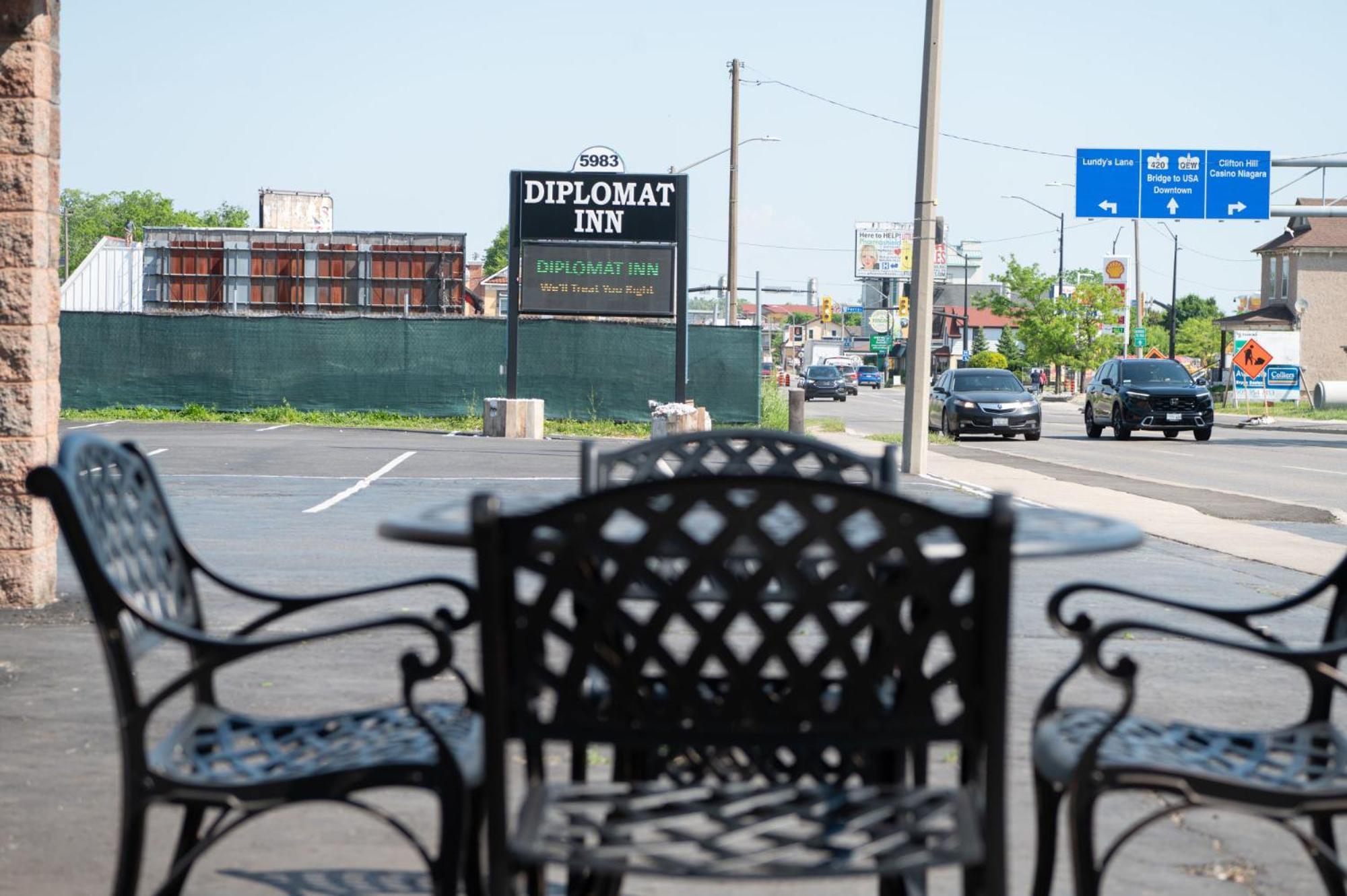 Diplomat Inn Niagara Falls Eksteriør billede
